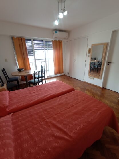RESERVADO!! 1 AMB CALLAO 257 9ª FRENTE BALCON (BARRIO: CONGRESO)