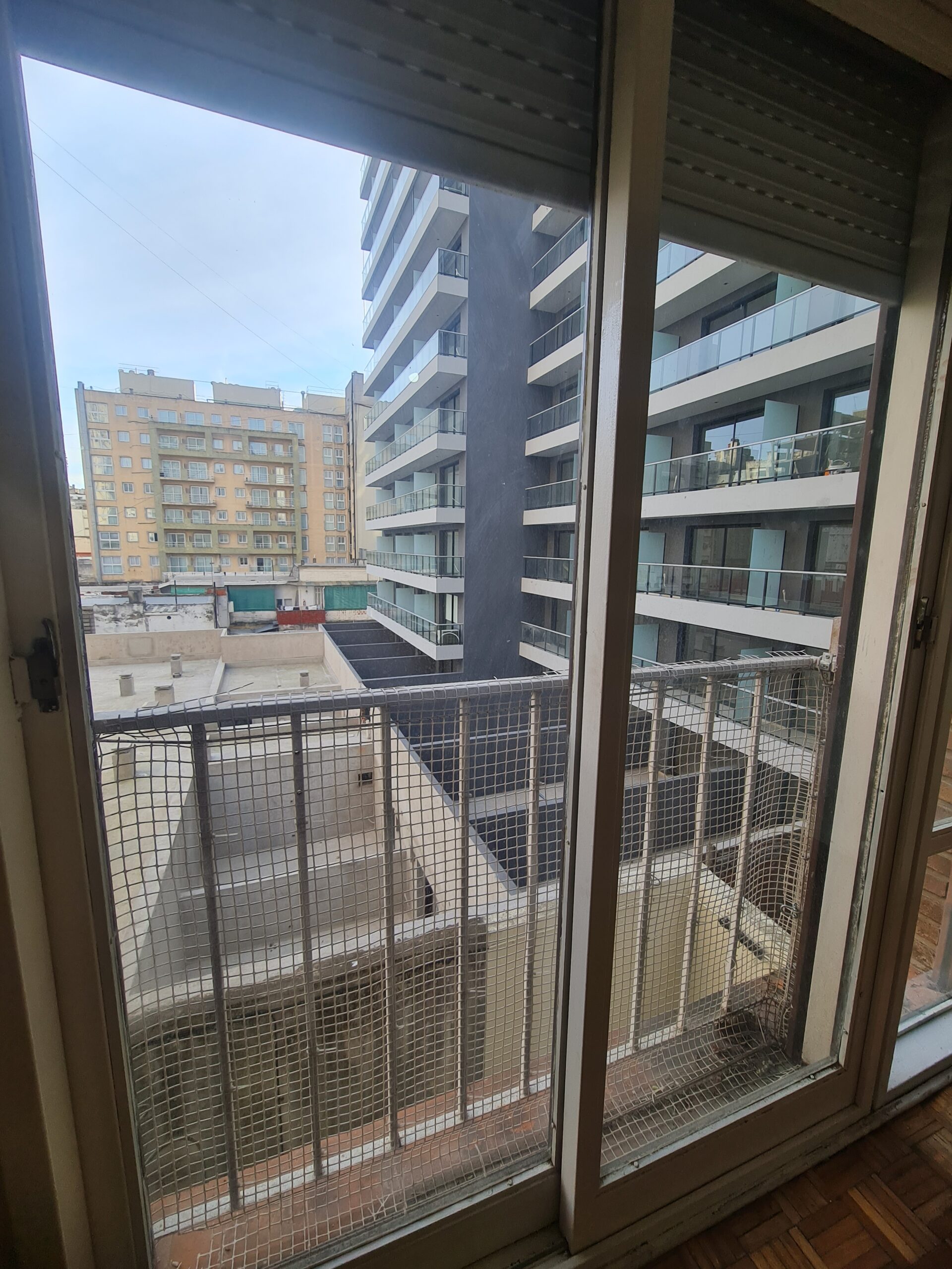 RESERVADO! 1 AMB C/FRENTE RIOBAMBA 374 COCINA SEPARADA Y LAVADERO INDEP. (BARRIO: CONGRESO) - Imagen 5