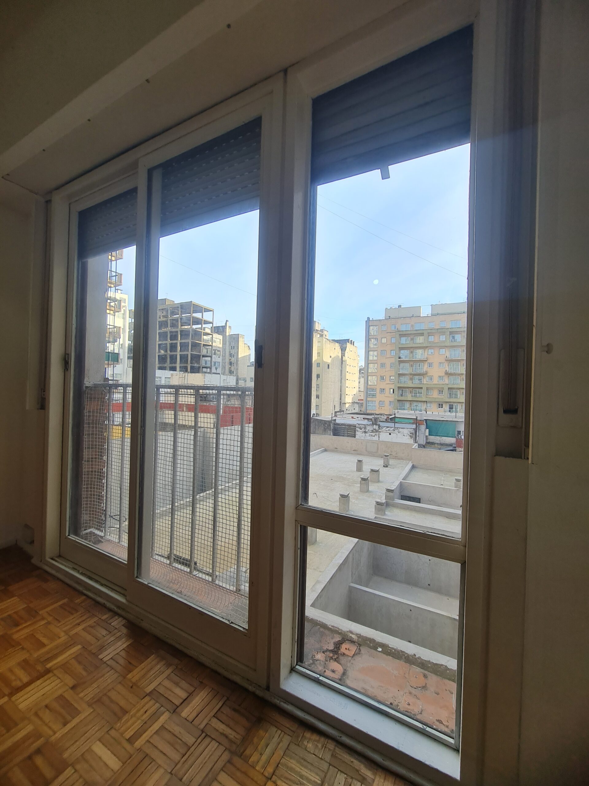 RESERVADO! 1 AMB C/FRENTE RIOBAMBA 374 COCINA SEPARADA Y LAVADERO INDEP. (BARRIO: CONGRESO) - Imagen 6