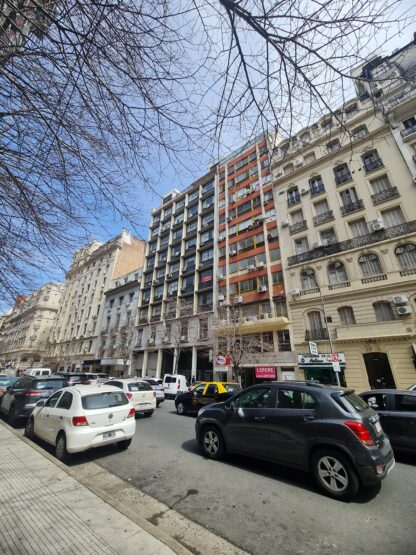RESERVADO!! 2 AMB y medio,  URUGUAY 660 9ªPISO , A NUEVO DPTO DE 50 MTS (BARRIO: TRIBUNALES) - Imagen 4
