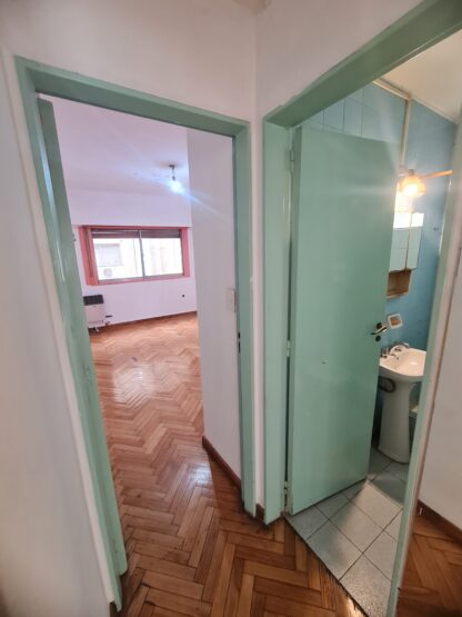 3 AMB AV RIVADAVIA 4001 10ª  BALCON, COCINA COMEDOR, 2 BAÑOS (BARRIO:ALMAGRO) - Imagen 9