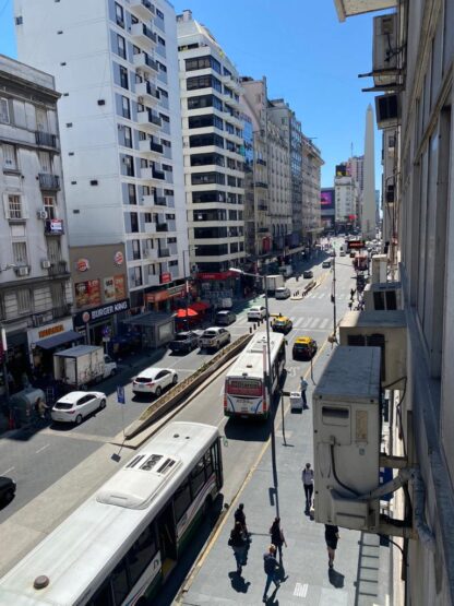 OFICINA AL FRENTE. C/BAÑO, SOBRE AV CORRIENTES 1200 (BARRIO: CENTRO) - Imagen 11