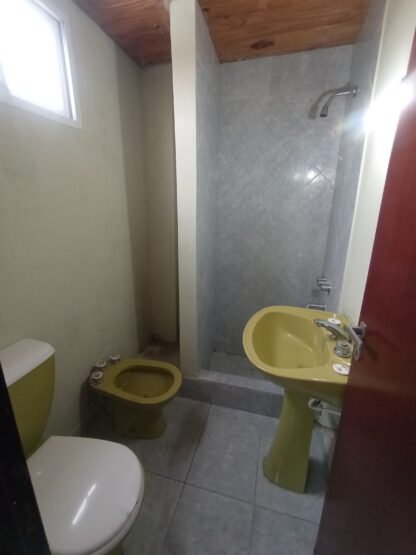 2 AMB LOMAS DE ZAMORA, S/EXPENSAS, C/FRENTE CON BALCON 50 MTS - Imagen 6