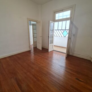 3 AMB, 57 MTS, A RECICLAR  SARMIENTO 2081 3ª (BARRIO: CONGRESO)