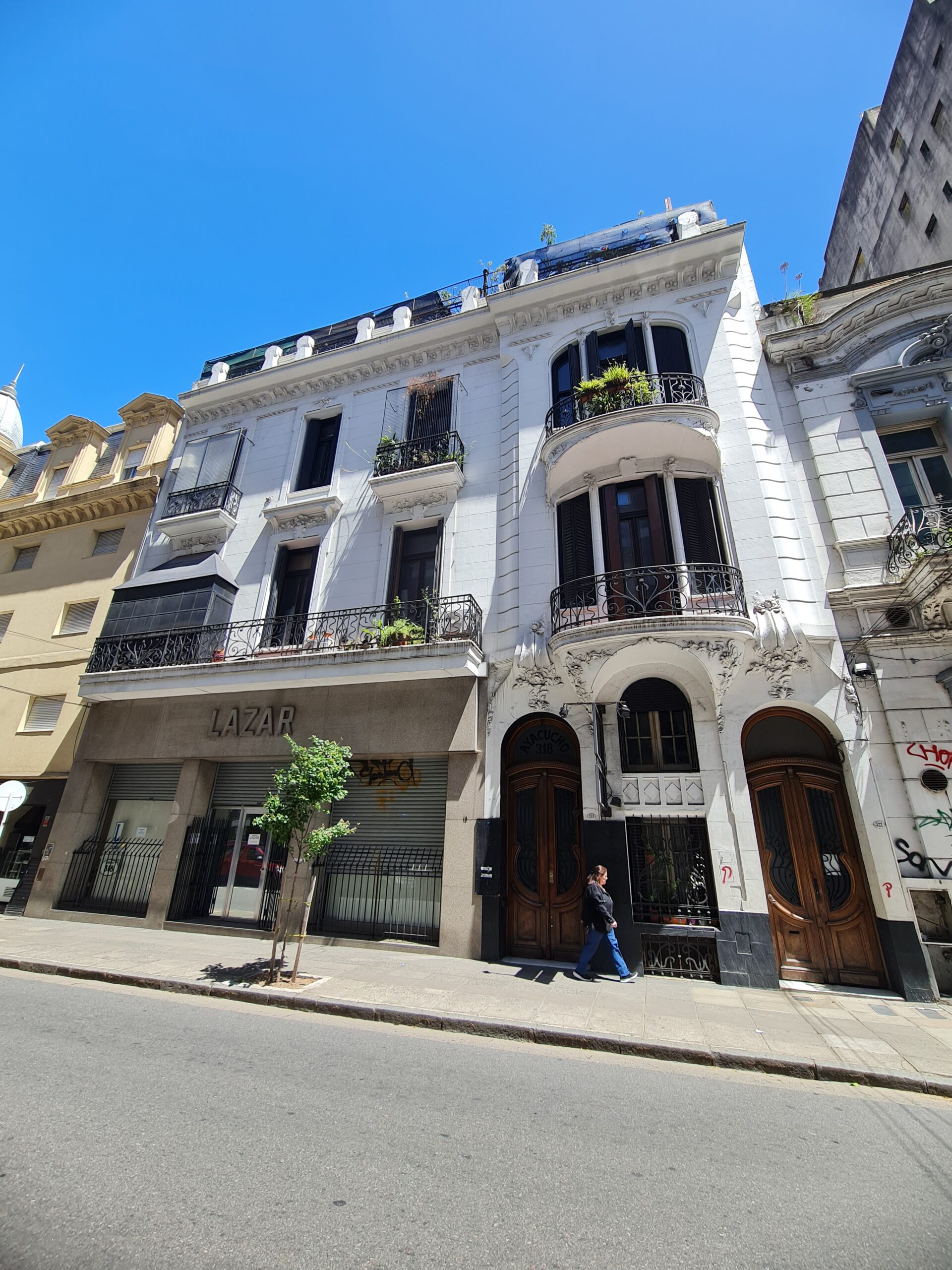 3 AMB AYACUCHO 322 PB (BARRIO: CONGRESO)