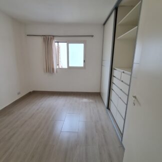 RESERVADO!! 2 AMB FRENTE BALCON CON COCHERA (BARRIO: CONGRESO)