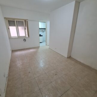 2 AMB JUNIN 410 (BARRIO: CONGRESO/FACULTAD)