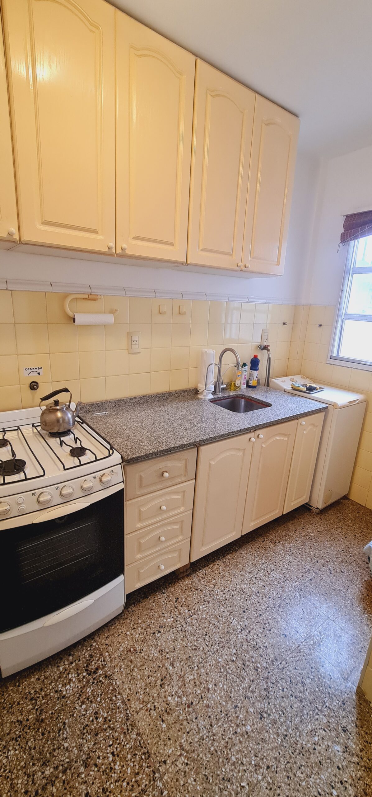 3 AMB GRAL PERON 1971 5ª COCINA GRANDE, MUY LUMINOSO (BARRIO: CONGRESO) - Imagen 5
