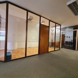 OFICINA SOBRE AV CALLAO 420, 50MTS (BARRIO: SAN NICOLAS)